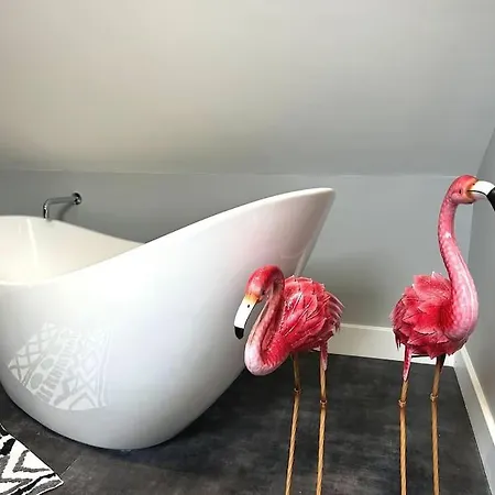 Unique Pet Friendly Luxury Retreat With Hot Tub Villa Horsham St Faith Exterior photo