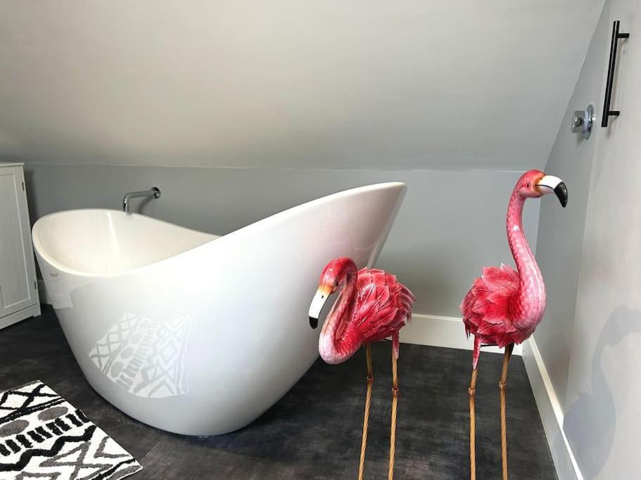 Unique Pet Friendly Luxury Retreat With Hot Tub Holiday home Horsham St Faith