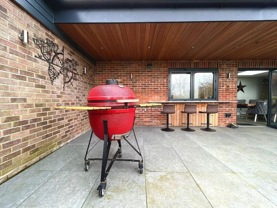 Unique Pet Friendly Luxury Retreat With Hot Tub * Horsham St Faith